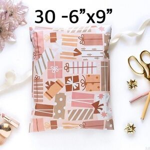 4/$20 -Christmas Presents poly mailer 6”x9”